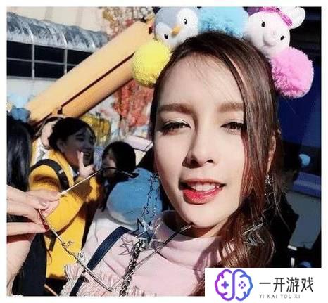 中国人妖ladybays18,揭秘中国ladybays18：妖娆美女背后的故事